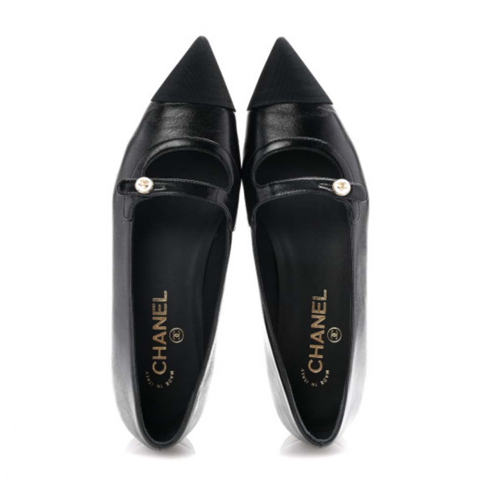 CHANEL Black Leather Ballet Flats - Picture 2 of 15